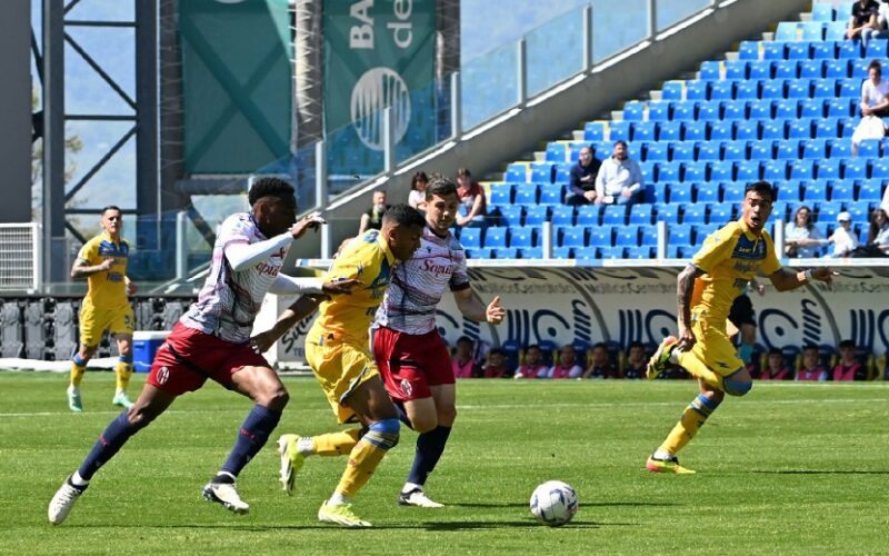 SPORT/CALCIO – Serie A: Un punto d’oro per muovere la classifica, Frosinone – Bologna 0-0. Il tabellino