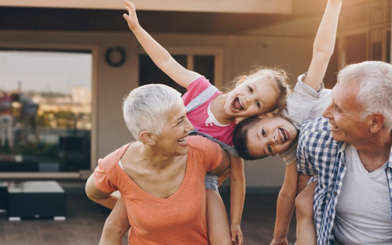 COSTUME & SOCIETA’ – Oggi è la Festa dei Nonni, ecco perché si festeggia il 2 ottobre