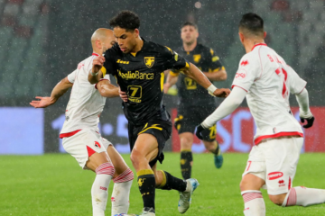 SPORT/CALCIO – Serie B: Bari – Frosinone 2-1, il tabellino e la conferenza stampa post partita di mister Greco